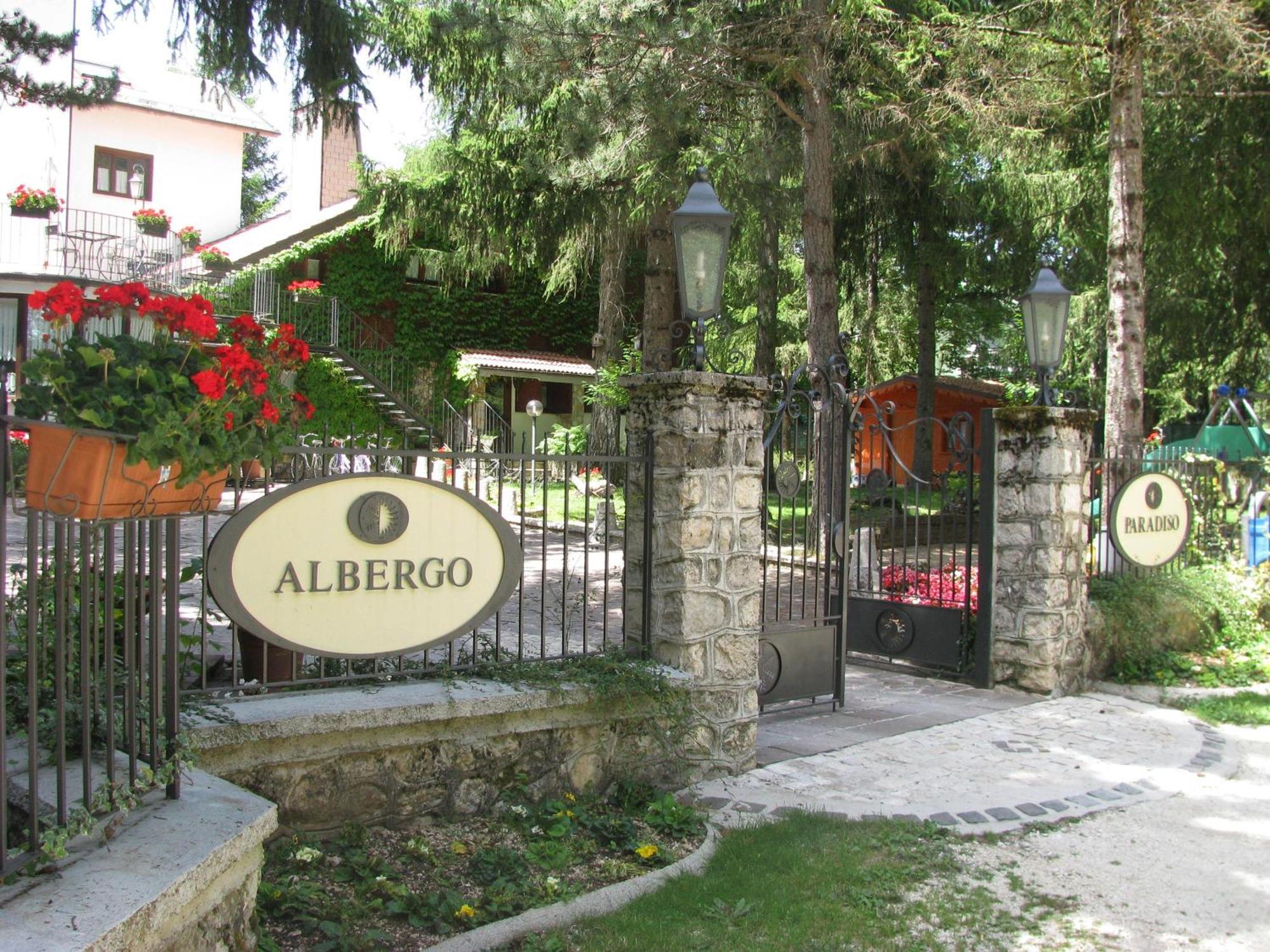 פסקאסרולי Lh Albergo Il Paradiso מראה חיצוני תמונה