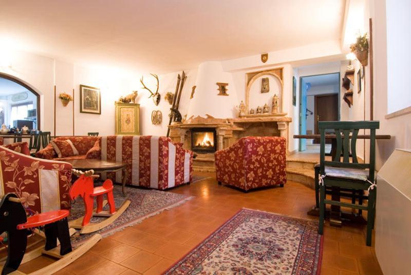 פסקאסרולי Lh Albergo Il Paradiso מראה חיצוני תמונה