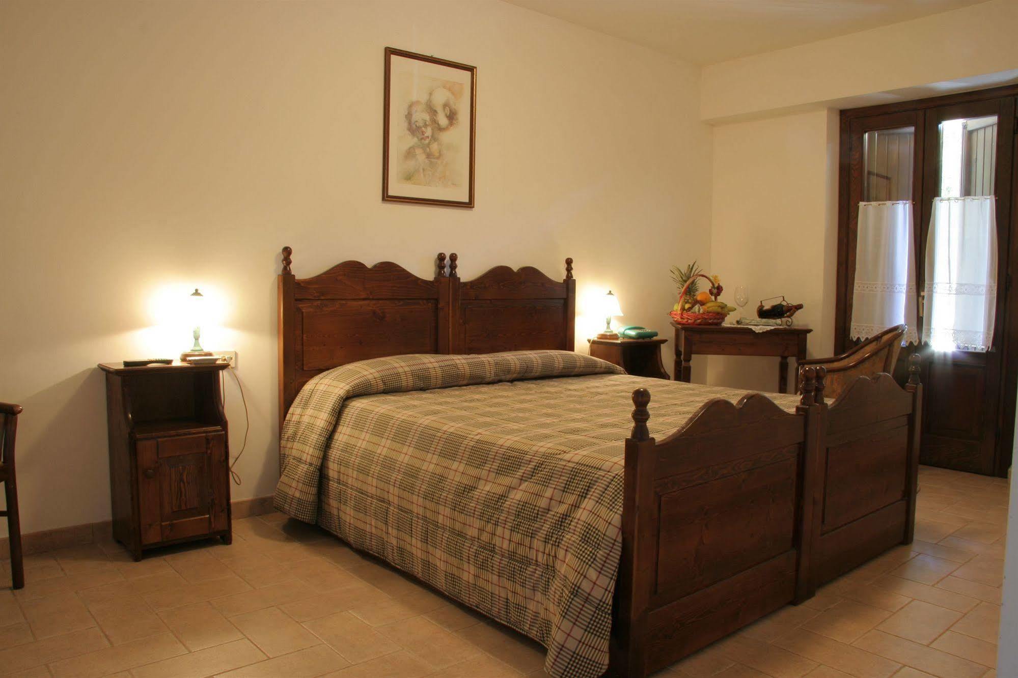 פסקאסרולי Lh Albergo Il Paradiso מראה חיצוני תמונה